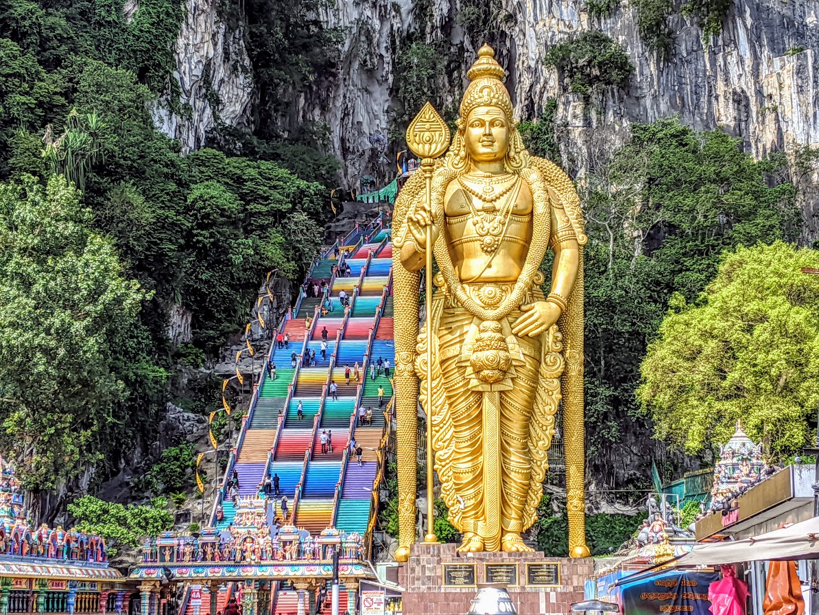 Batu Caves, KL, Malaysia: Put On Your Stair Climbing Shoes - LingoHut Blog